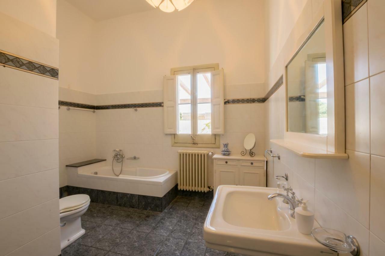 Bed and Breakfast Palazzo Ashian Acquarica del Capo Exterior foto