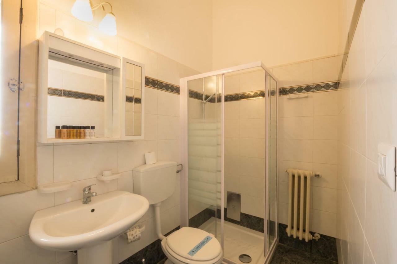 Bed and Breakfast Palazzo Ashian Acquarica del Capo Exterior foto