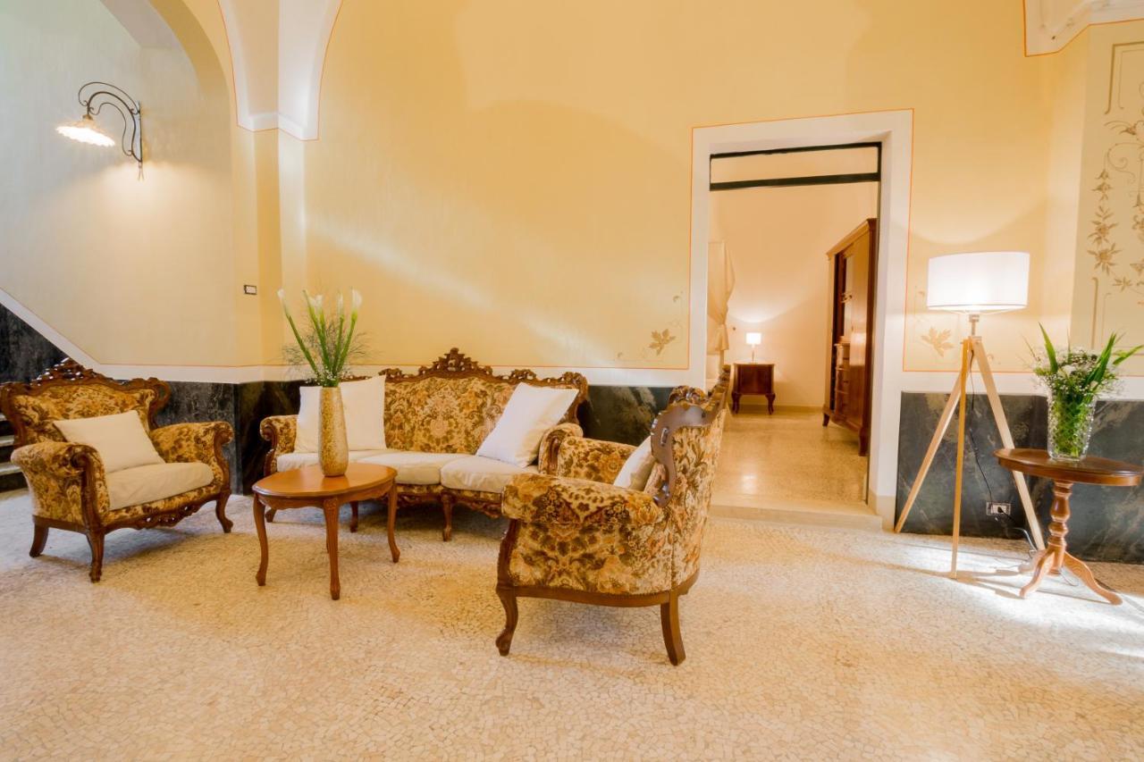 Bed and Breakfast Palazzo Ashian Acquarica del Capo Exterior foto