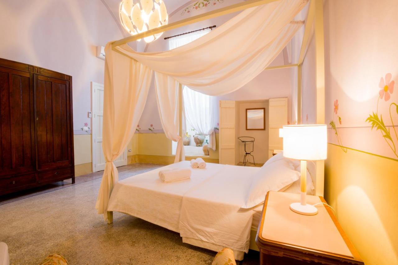 Bed and Breakfast Palazzo Ashian Acquarica del Capo Exterior foto
