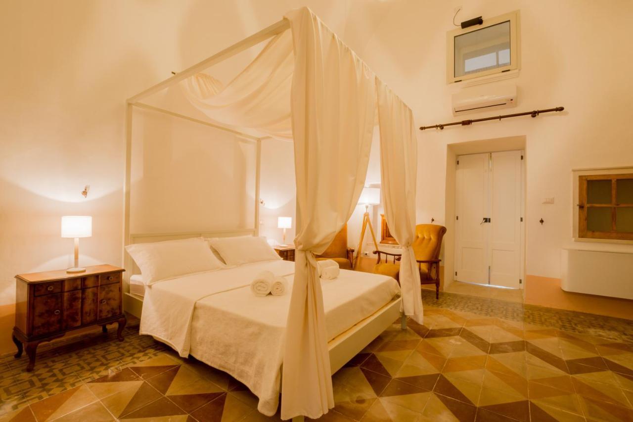 Bed and Breakfast Palazzo Ashian Acquarica del Capo Exterior foto