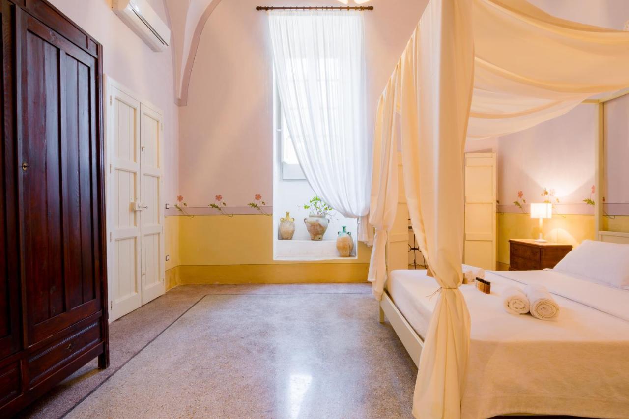 Bed and Breakfast Palazzo Ashian Acquarica del Capo Exterior foto